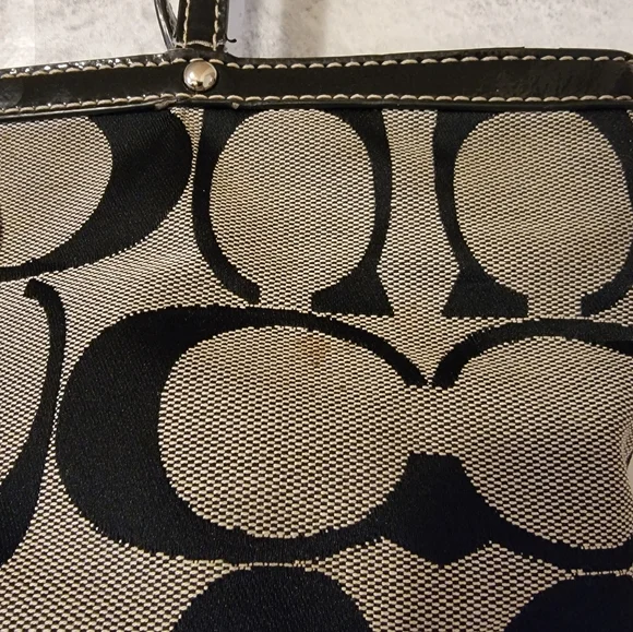 Coach Signature Crossgrain Purse - Picture 4 of 6